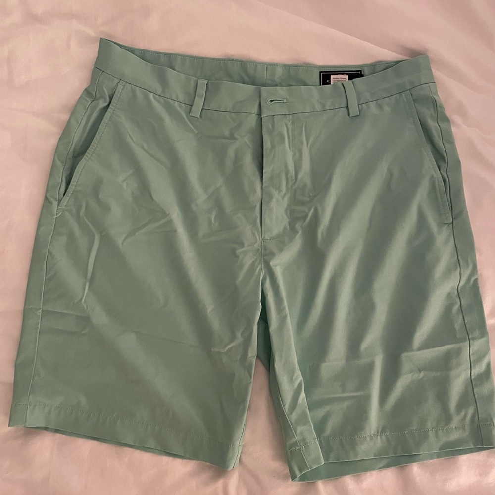 Vineyard vines mint Mens performance shorts